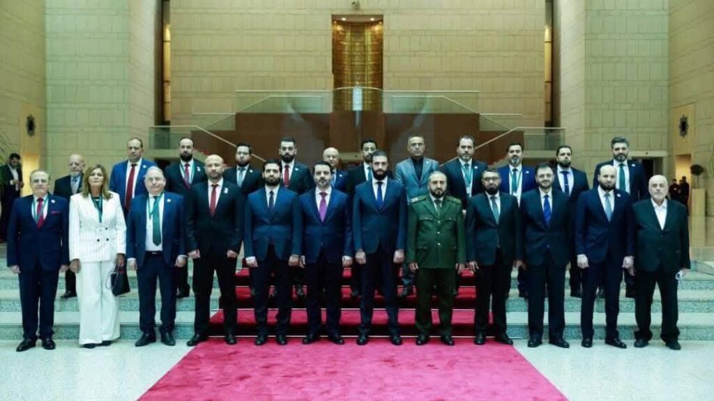 Suriye’de yeni kabine açıklandı: Kürtler kabinede yok!