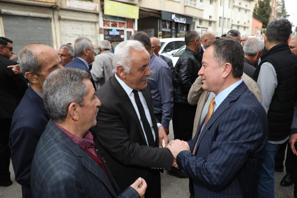 Doğan partililerle bayramlaştı
