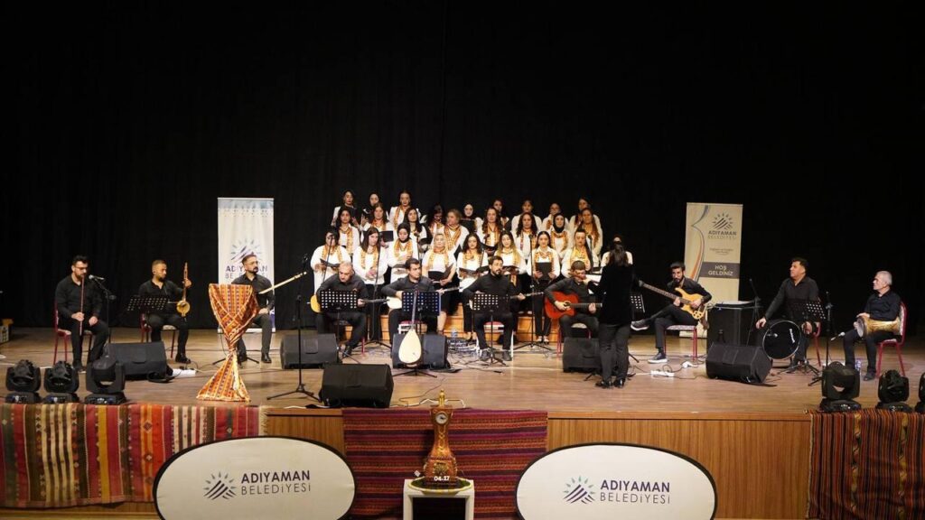 Kadın Korosundan Unutulmaz 8 Mart Konseri