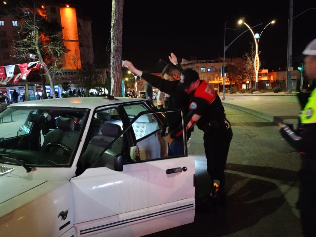 Gaziantep’te gece denetimlerinde ceza yağdı