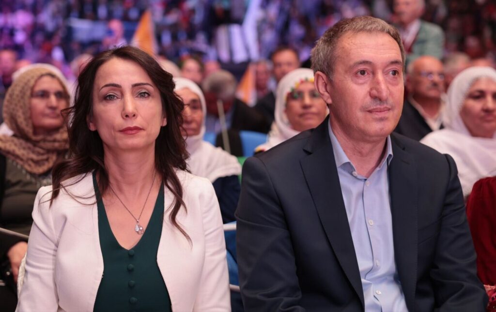 DEM Parti, MHP ile ilk kez, AK Parti ile 10 yıl sonra bayramlaşacak