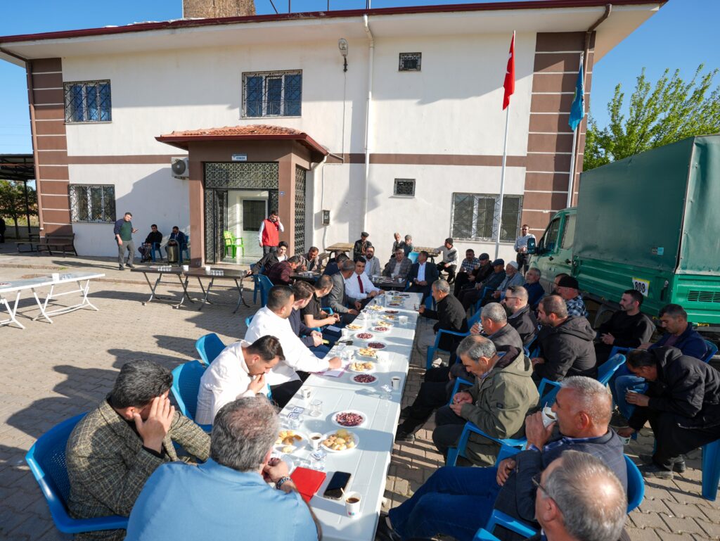 Umut Yılmaz bir günde 4 mahallesi ziyaret etti: Tüm sorunları ortak akılla çözeceğiz