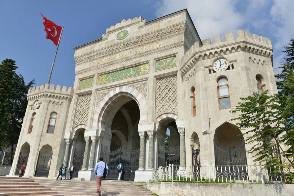 İstanbul’da Deprem Sonrası Okullar 2 Gün Tatil Edildi