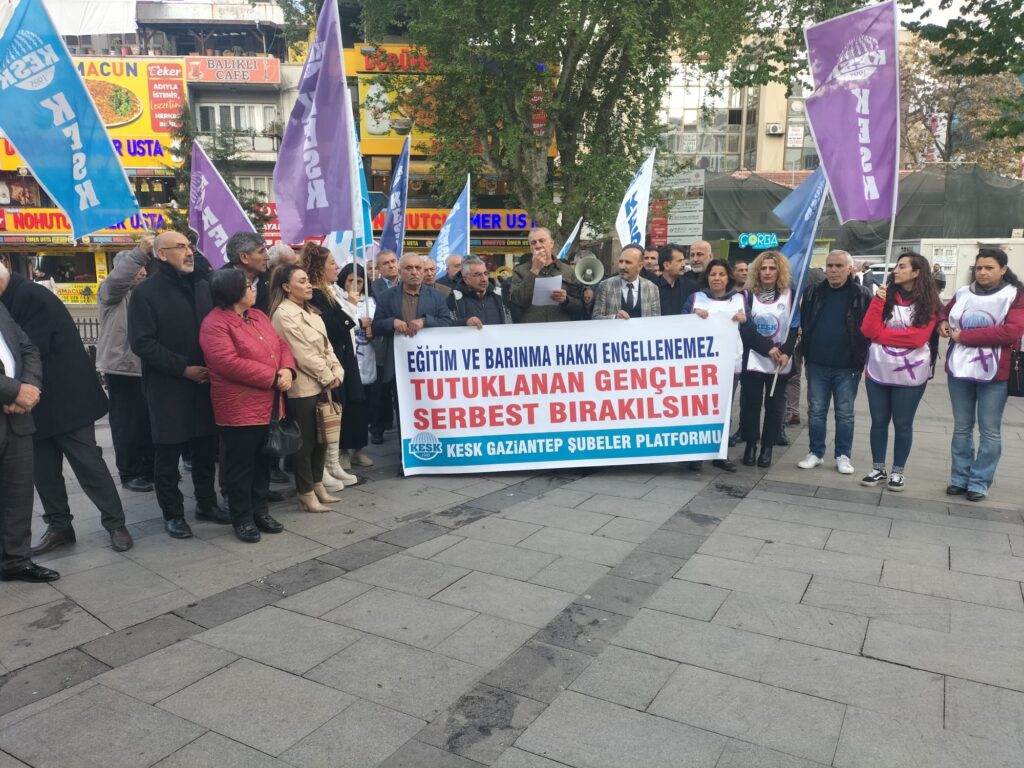 KESK’ten tutuklu öğrenciler için çağrı: “Gençlerin yeri cezaevi değil kampüslerdir”