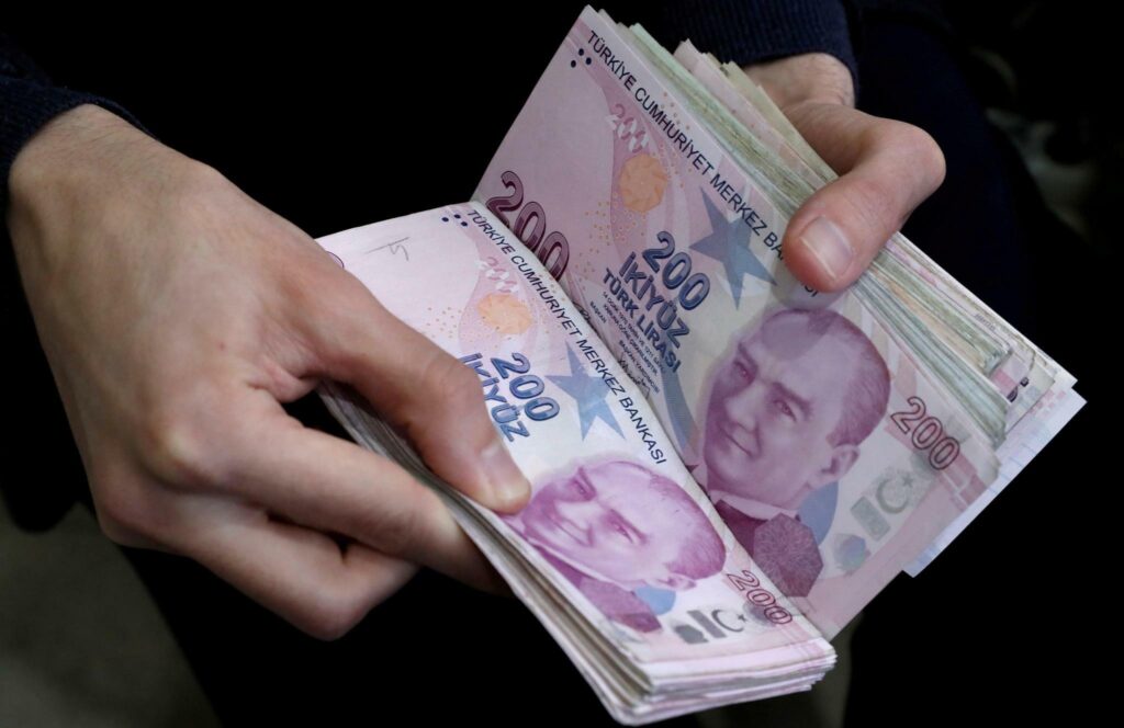 Emekliye Bayram İkramiyesi 2025: 4.000 TL Ne Zaman Yatacak, Kimler Alacak? İşte Beklenen Tarih ve Tüm Detaylar
