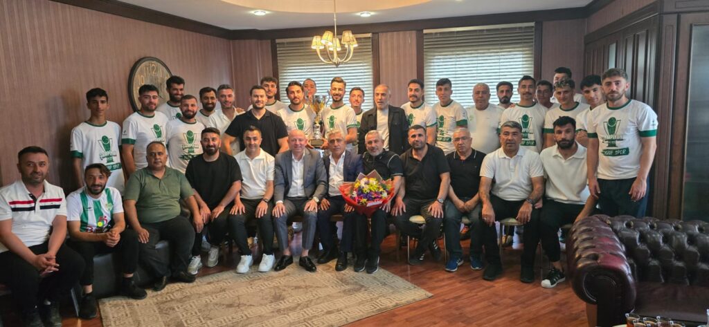 Nizipspor Bilal Çeker’in destekleri ile tarih yazdı