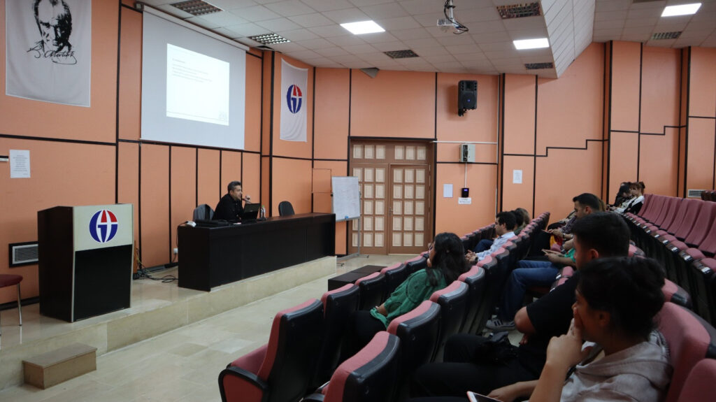 GAÜN’de “Görsel İletişim Bağlamında Ortaçağ Ve Medievalizm” Konferansı