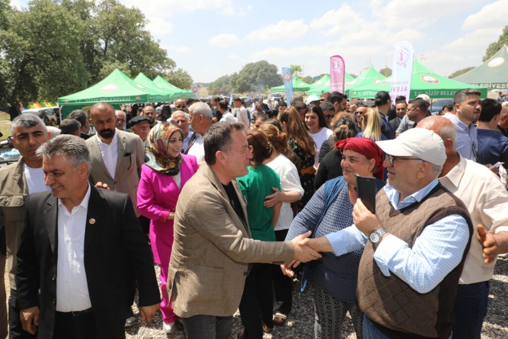 Nizip’te Bahar Coşkusu: ‘Köseler Bahar Şenliği’ yoğun ilgiyle gerçekleşti