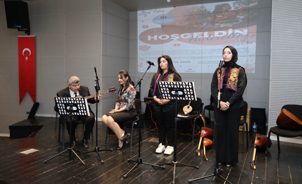 GAÜN’de “Hoş Geldin Hıdırellez” Etkinliği Düzenlendi