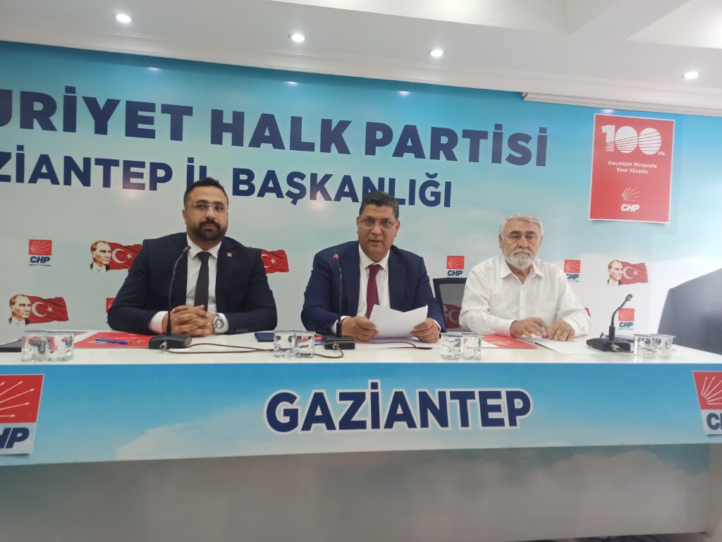 CHP Gaziantep İl Başkanı Reisoğlu’ndan Özel’e Yapılan Saldırıya Tepki: “Bu Saldırı, Türkiye’nin Geleceğine Yöneliktir”