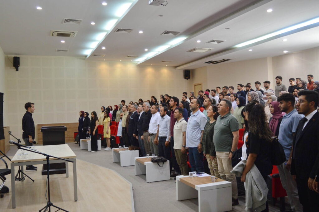Nizip Eğitim Fakültesi’nde aile konulu konferans düzenlendi