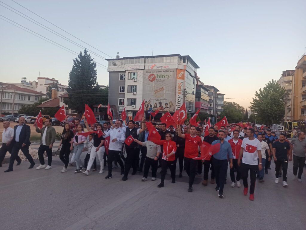 Şehitkamil’de 19 Mayıs Bayraklı Gençlik Yürüyüşü ile Kutlandı