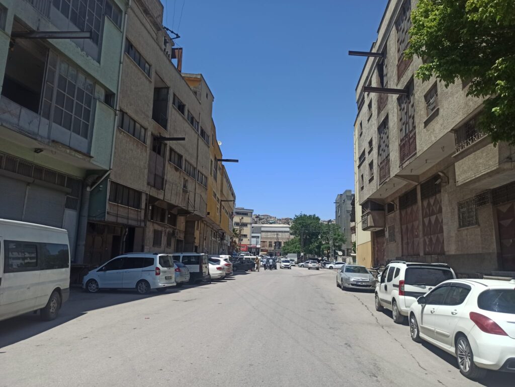 Nizip Caddesi’ndeki Ayakkabı Üreticileri Taşınma Sürecinde Destek Bekliyor