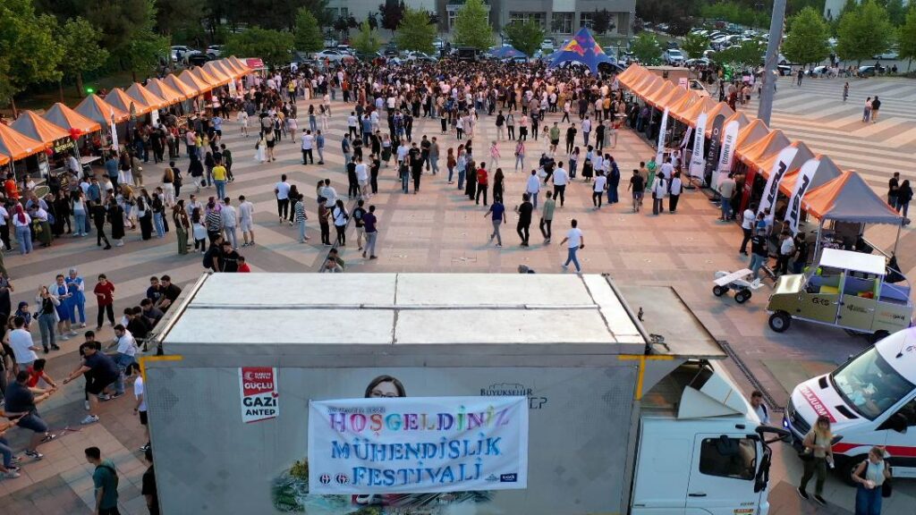 GAÜN’de Mühendislik Festivali Coşkusu