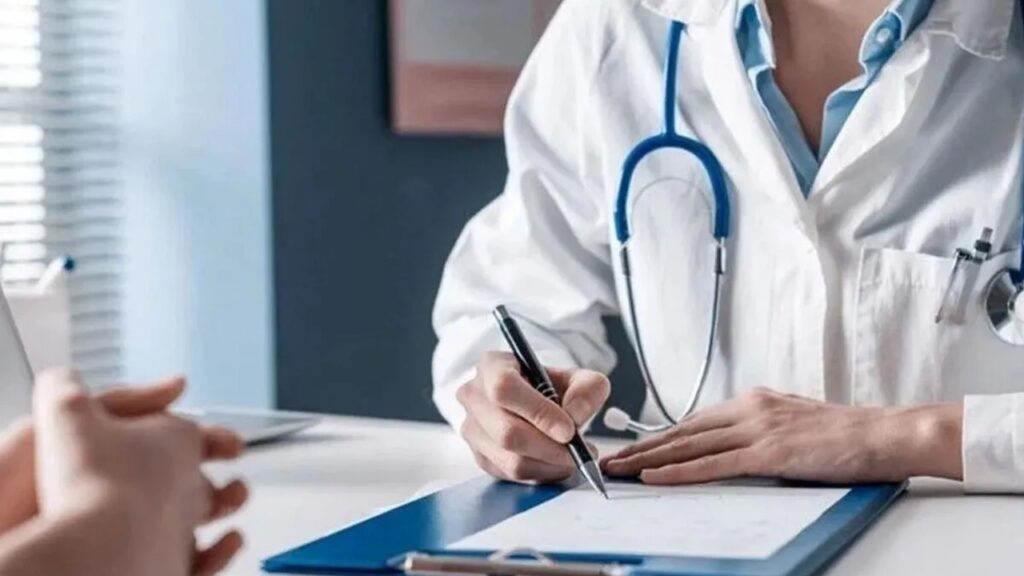 Aile hekimliği raporları ücretli oldu: Vatandaşlar ve hekimler tepkili