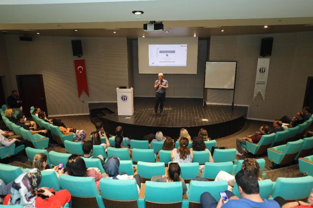 GAÜN, 15. Uluslararası Üreteç Fonksiyonları Sempozyumuna Ev Sahipliği Yaptı