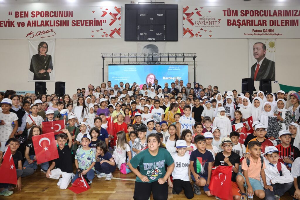 Büyükşehir’den yaz tatilinde 12 bin öğrenciye değerler eğitimi