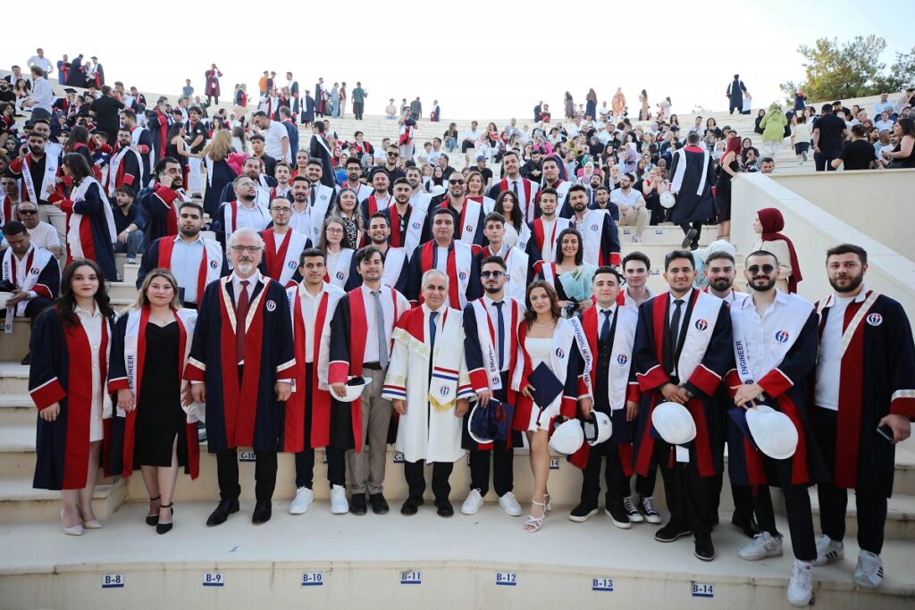 Türkiye’nin ilk yapay zeka destekli mezuniyet töreni GAÜN’de gerçekleştirildi