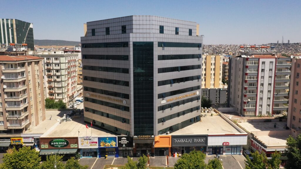 YKS sınavında Gasmek’ten büyük başarı