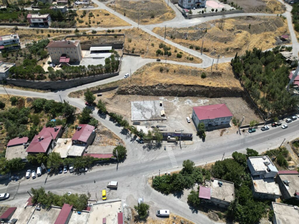 Başkan Toptaş’ın gençliğe yatırımı Kale Gençlik Merkezi’nin temeli atıldı