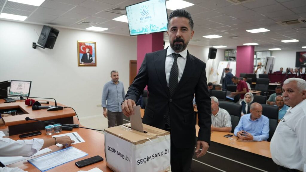 Adıyaman Belediyesi’nde başkan vekilliği seçimi yapıldı