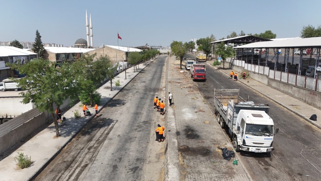 Şehitkamil’de geniş kapsamlı temizlik sürüyor