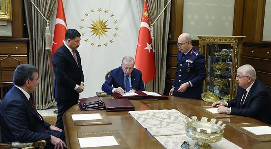 YAŞ kararları açıklandı: Genelkurmay Başkanı değişti