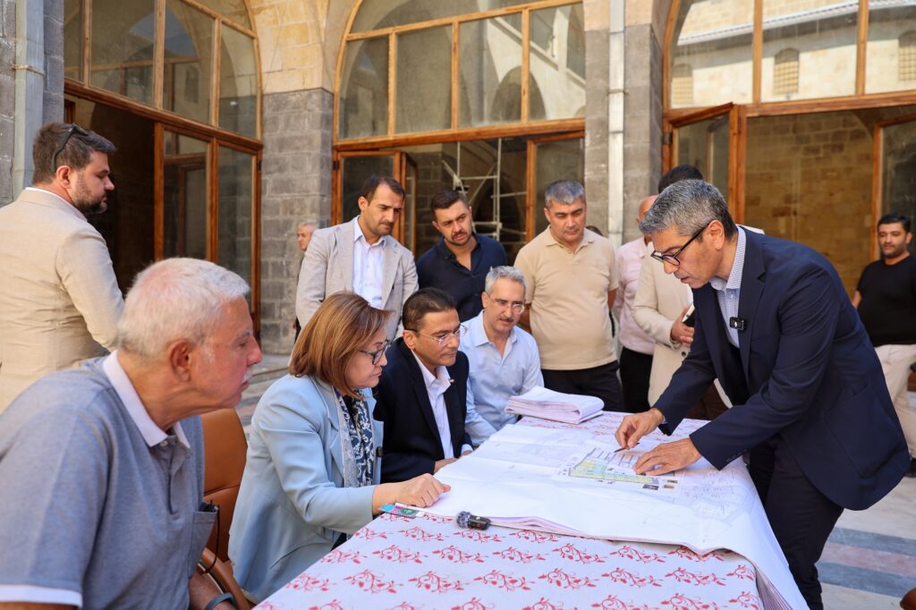 Başkan Şahin, Gaziantep’in tarihine sahip çıkıyor!
