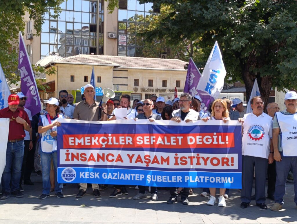 Kapı kulu değil, emekçiyiz
