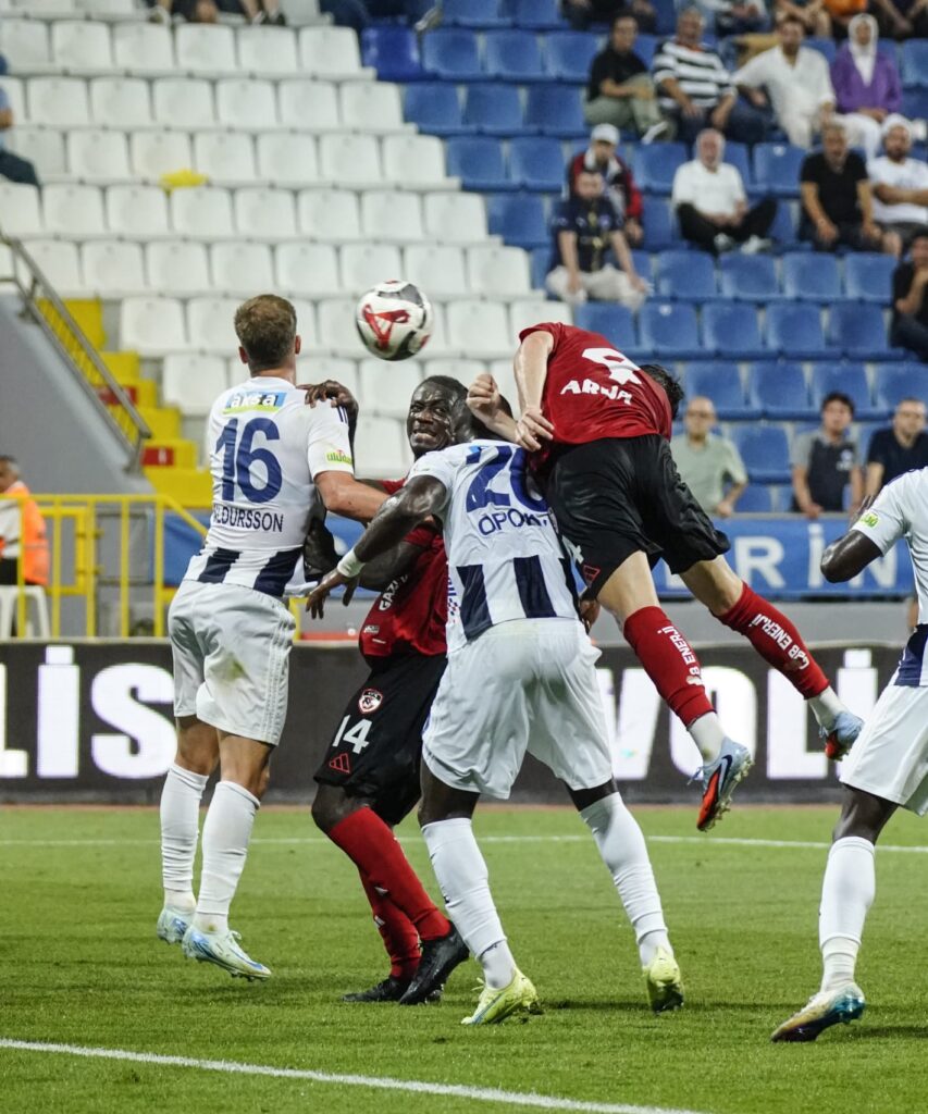 5 gollü maçta kazanan Gaziantep FK!
