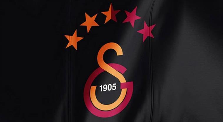 Galatasaray’da iki imza birden!