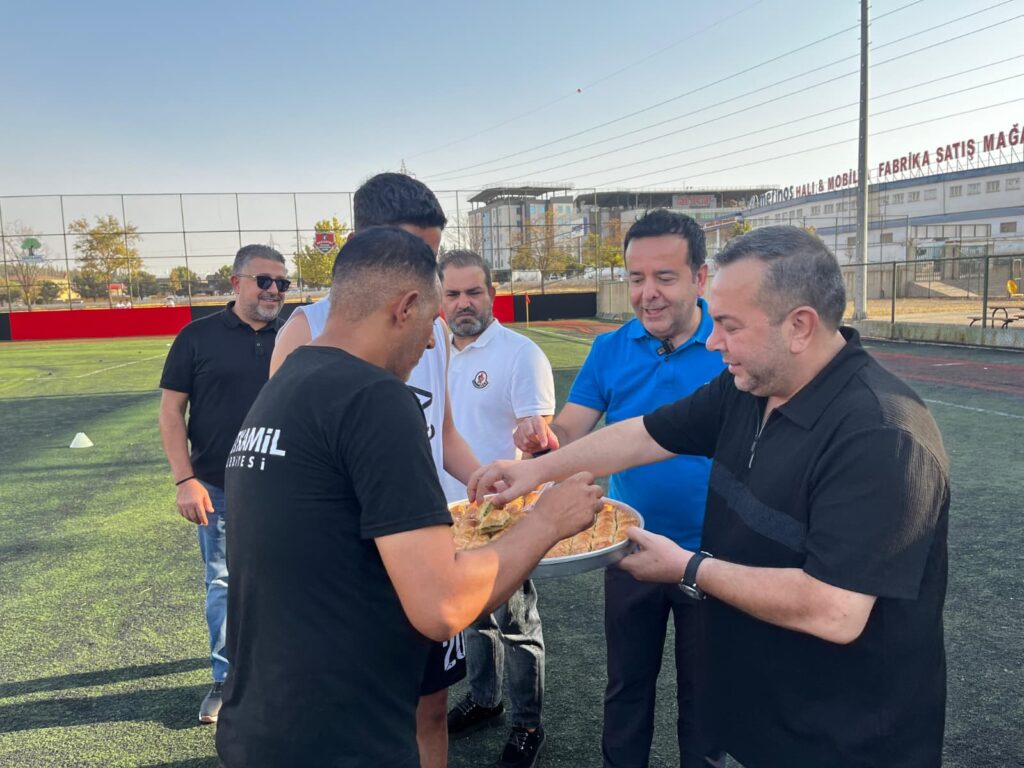 Şehitkamil Belediyespor hız kesmiyor!