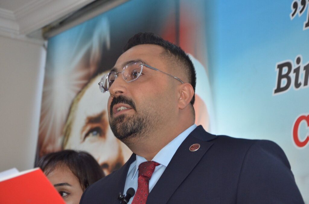 Hanifi Kaplan, CHP Şahinbey İçin Adaylığını Duyurdu
