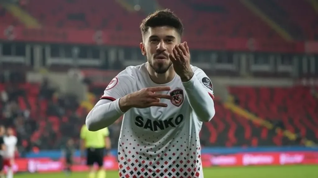 Gaziantep FK’da bir ayrılık daha! Sakaryaspor’a transfer oldu