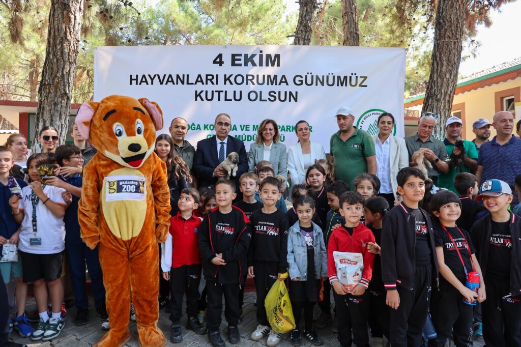 Gaziantep’te 4 Ekim Dünya Hayvanları Koruma Günü Renkli Etkinlikle Kutlandı