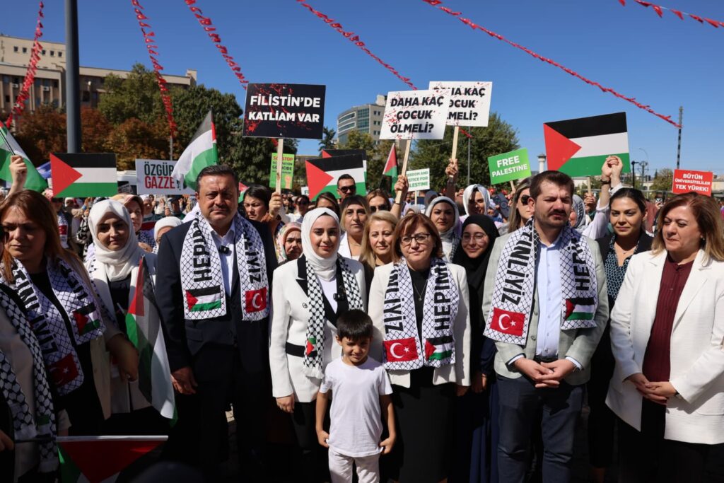 Gaziantep’te “Gazze İçin Sessiz Çığlık” meydanlarda yankılandı