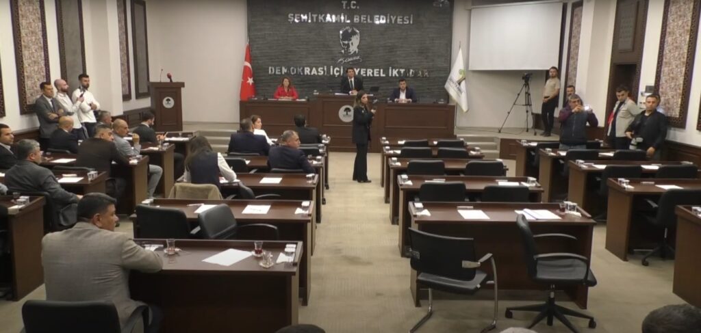 Şehitkamil Meclisinde Kriz! Çoğunluk Sağlanamadı, Toplantı Ertelendi