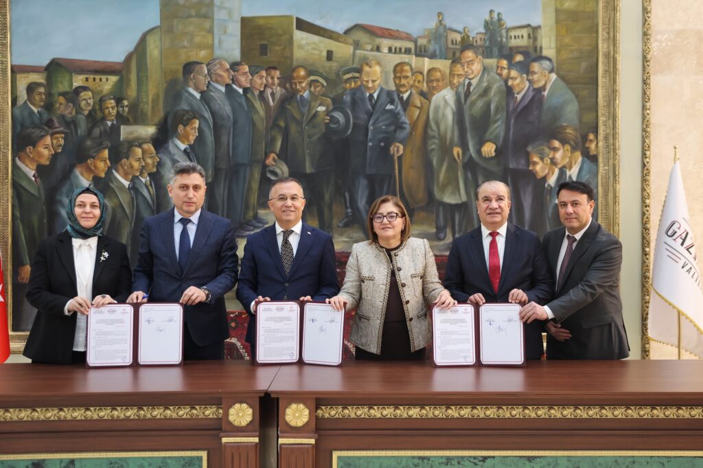 Gaziantep’te Refakatçi Hizmeti Başlıyor: Kimler Yararlanabilecek, Başvurular Nereden Yapılacak? İşte Başvuru Şartları ve Detaylar