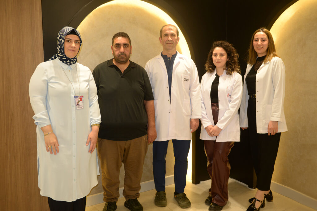 Hatem Obezite Merkezi şifa dağıtmaya devam ediyor: 6 ayda 50 kilo verdi