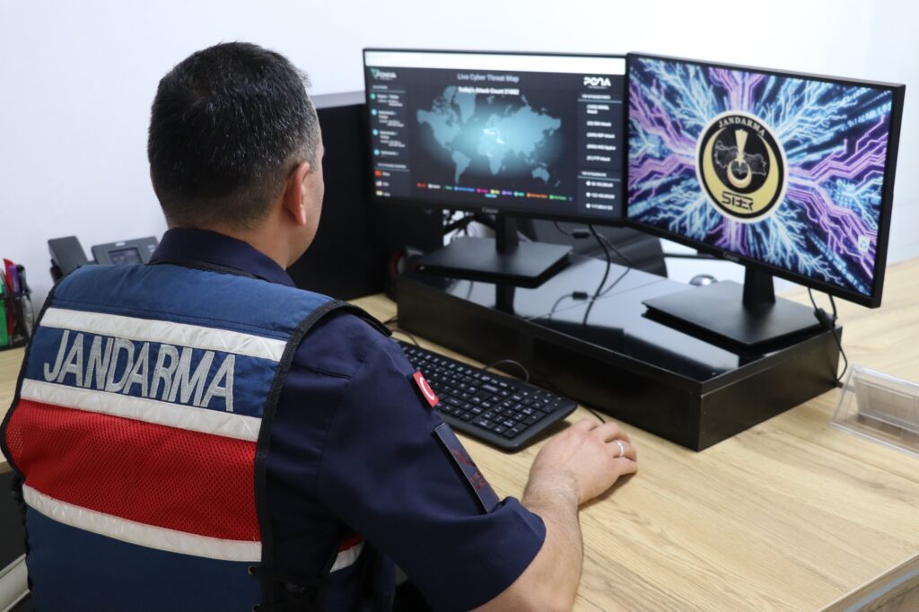 Gaziantep’te 42 kişiyi 1,5 milyon TL dolandırdılar: 10 şüpheli tutuklandı