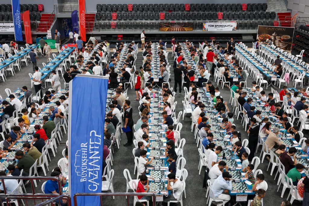 Gaziantep’te 23 ülkeden 700 sporcunun buluştuğu Gazi Open başladı