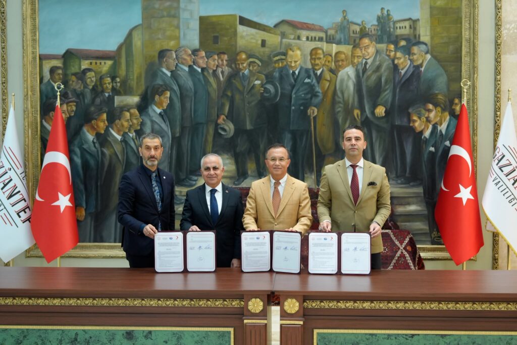 Gaziantep’te Kampüs Sosyal Hizmet Merkezi İş Birliği Protokolü İmzalandı