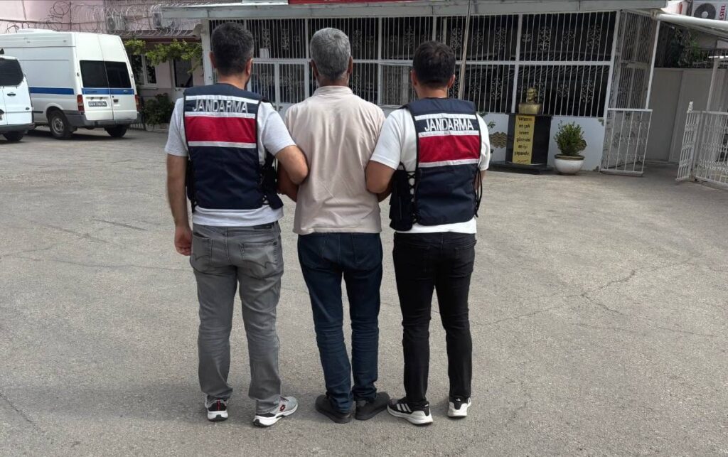 Jandarma ve MİT’ten Gaziantep’te FETÖ operasyonu