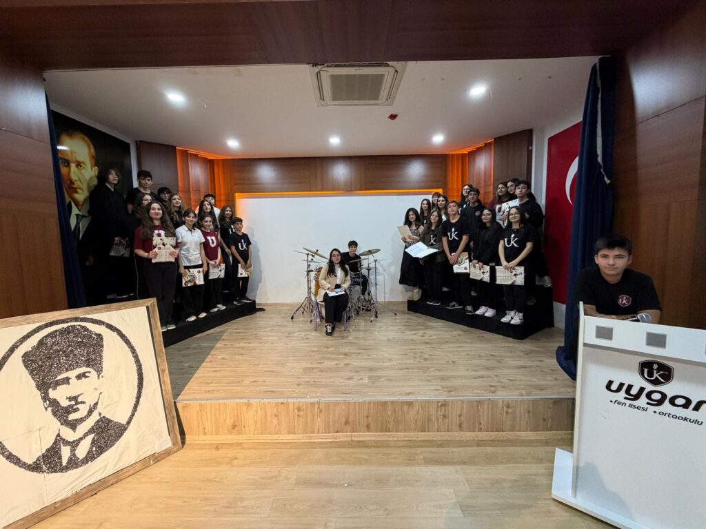 Özel Uygar Fen Lisesi’nde Cumhuriyet Bayramı coşkusu
